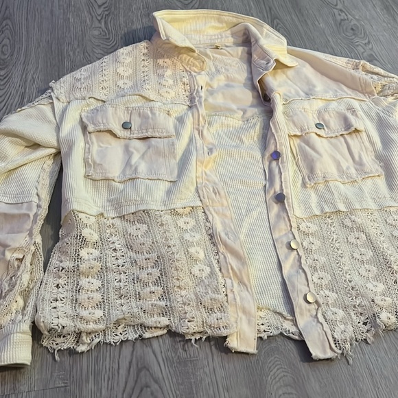 POL Oversized lace button up size small - Picture 2 of 5